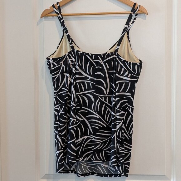 Miraclesuit Tankini Top Women's 16 Underwire Swim Top Hard to be Leaf Malibu - Picture 4 of 11